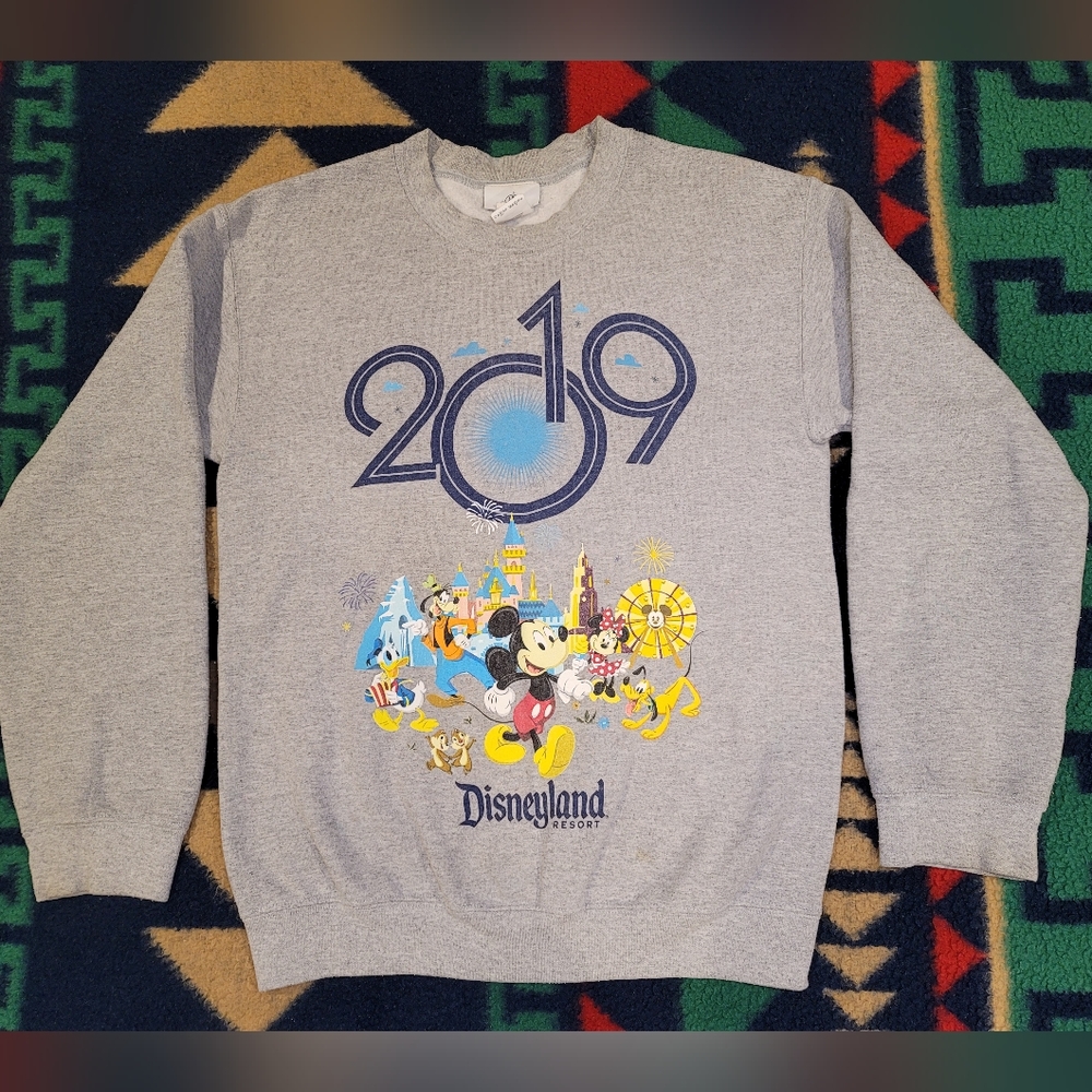 2019 Disneyland Crewneck